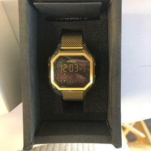 Nixon Watch. New, with tags.